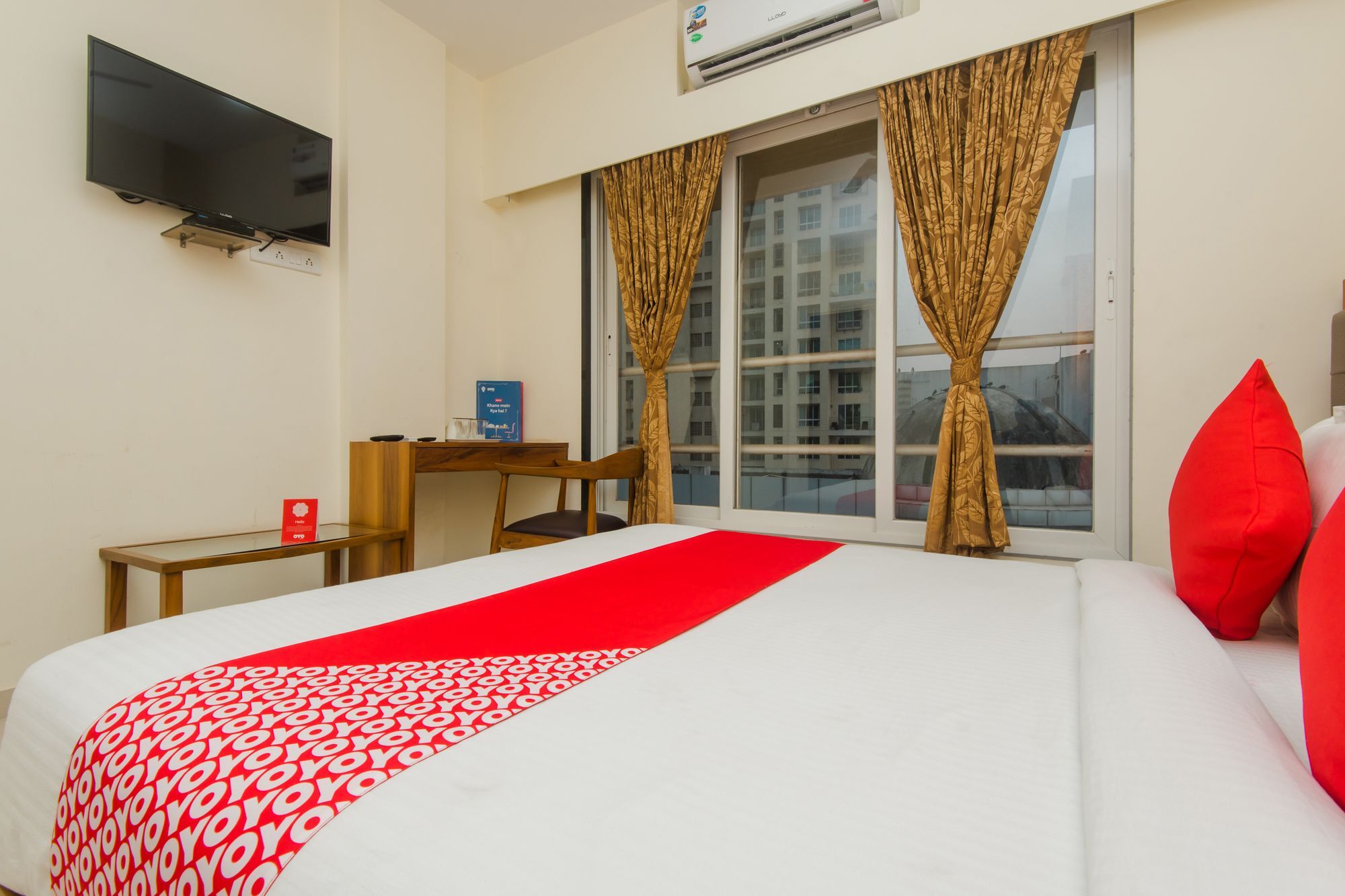 Oyo 11441 Hotel Blue Bells Residency Mumbai Bagian luar foto