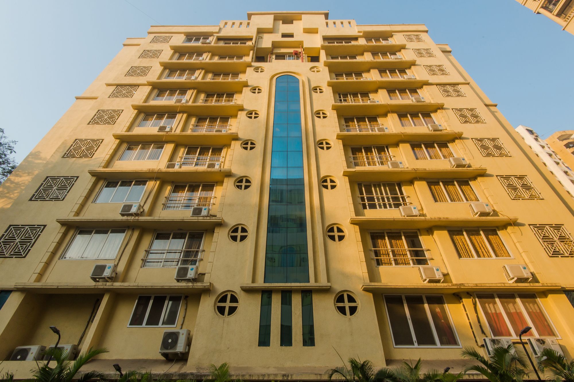 Oyo 11441 Hotel Blue Bells Residency Mumbai Bagian luar foto